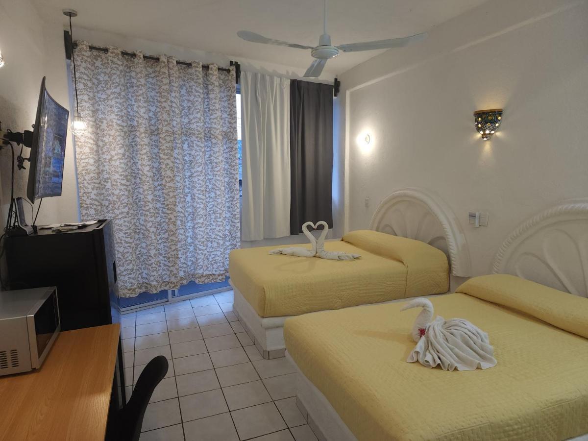 Lovely Studio Apartment With Balcony Ac & Wi-Fi, Minutes From Downtown! Zihuatanejo Zewnętrze zdjęcie