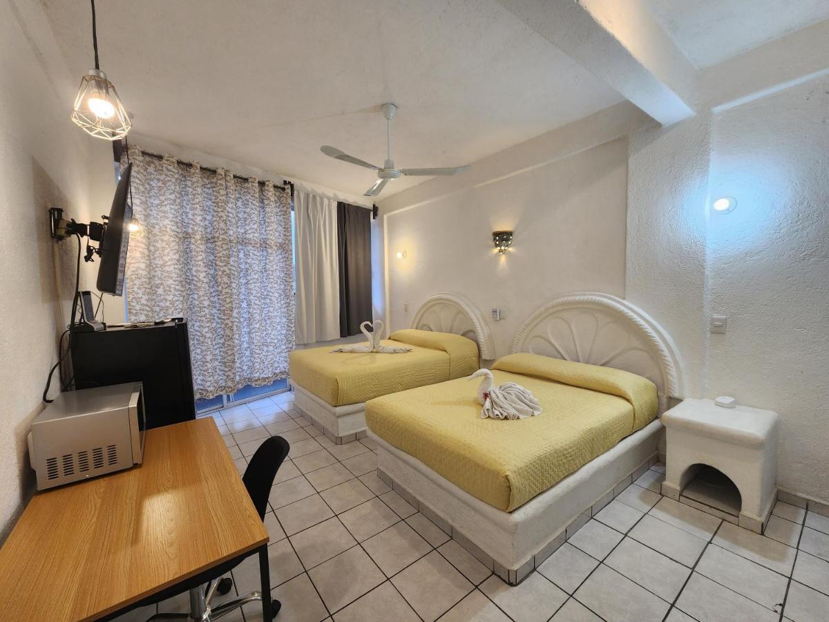 Lovely Studio Apartment With Balcony Ac & Wi-Fi, Minutes From Downtown! Zihuatanejo Zewnętrze zdjęcie
