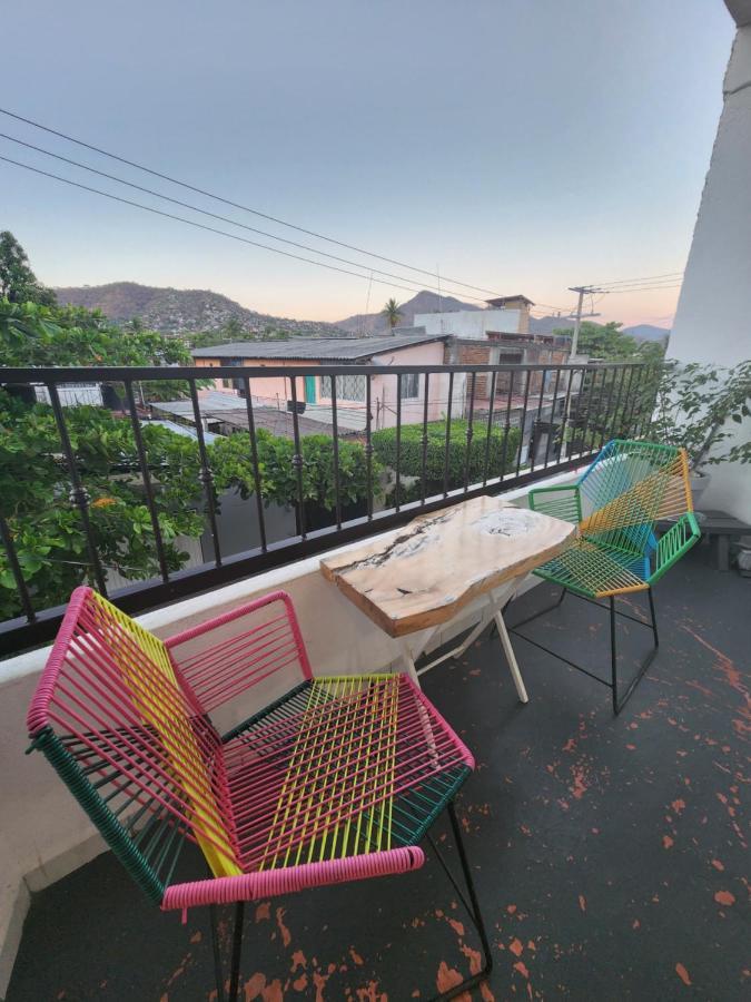 Lovely Studio Apartment With Balcony Ac & Wi-Fi, Minutes From Downtown! Zihuatanejo Zewnętrze zdjęcie